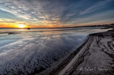 Kveldsstemning i Nordhasselvika
Keywords: Nordhasselvika;Bausje