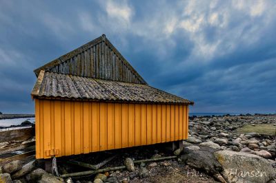 Gult og blått.
Keywords: Vågsvollvika