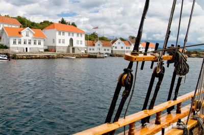 Fra sjøsiden.
Keywords: Loshavn