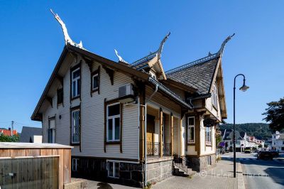 Hestens Bøn. 
Velkjent sted for god mat og drikke.
Keywords: Flekkefjord_by