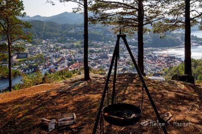 Bålpanne ved Skredderhytta.
Keywords: Flekkefjord_turer