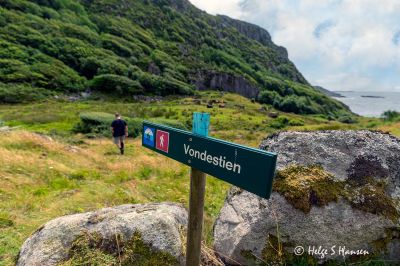 Vondestien
Keywords: Vondestien